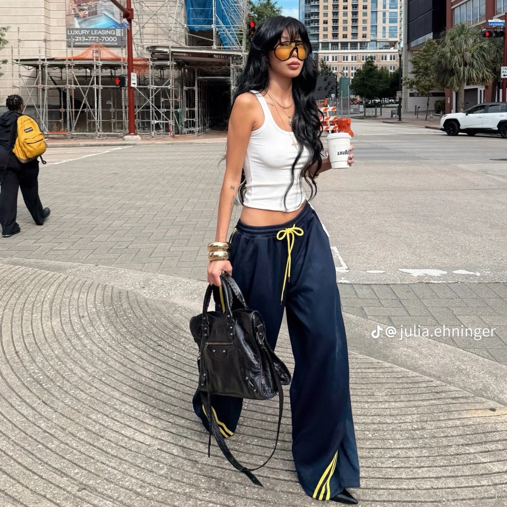 Navy Blue Wide-Leg Pants Yellow Stripes barrel S mc5
barrel leg track pants